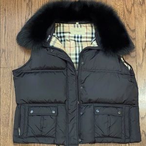 Fur collar Burberry vest